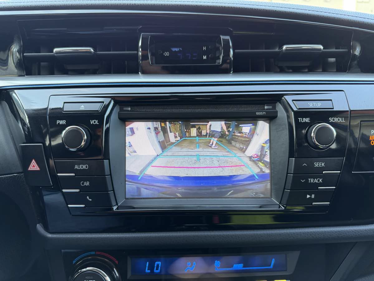Used 2016 Toyota Corolla S FWD image 18