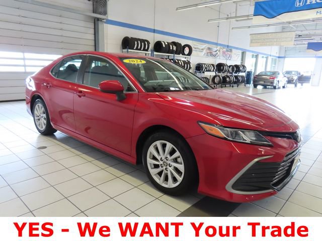Used 2024 Toyota Camry LE FWD image 15