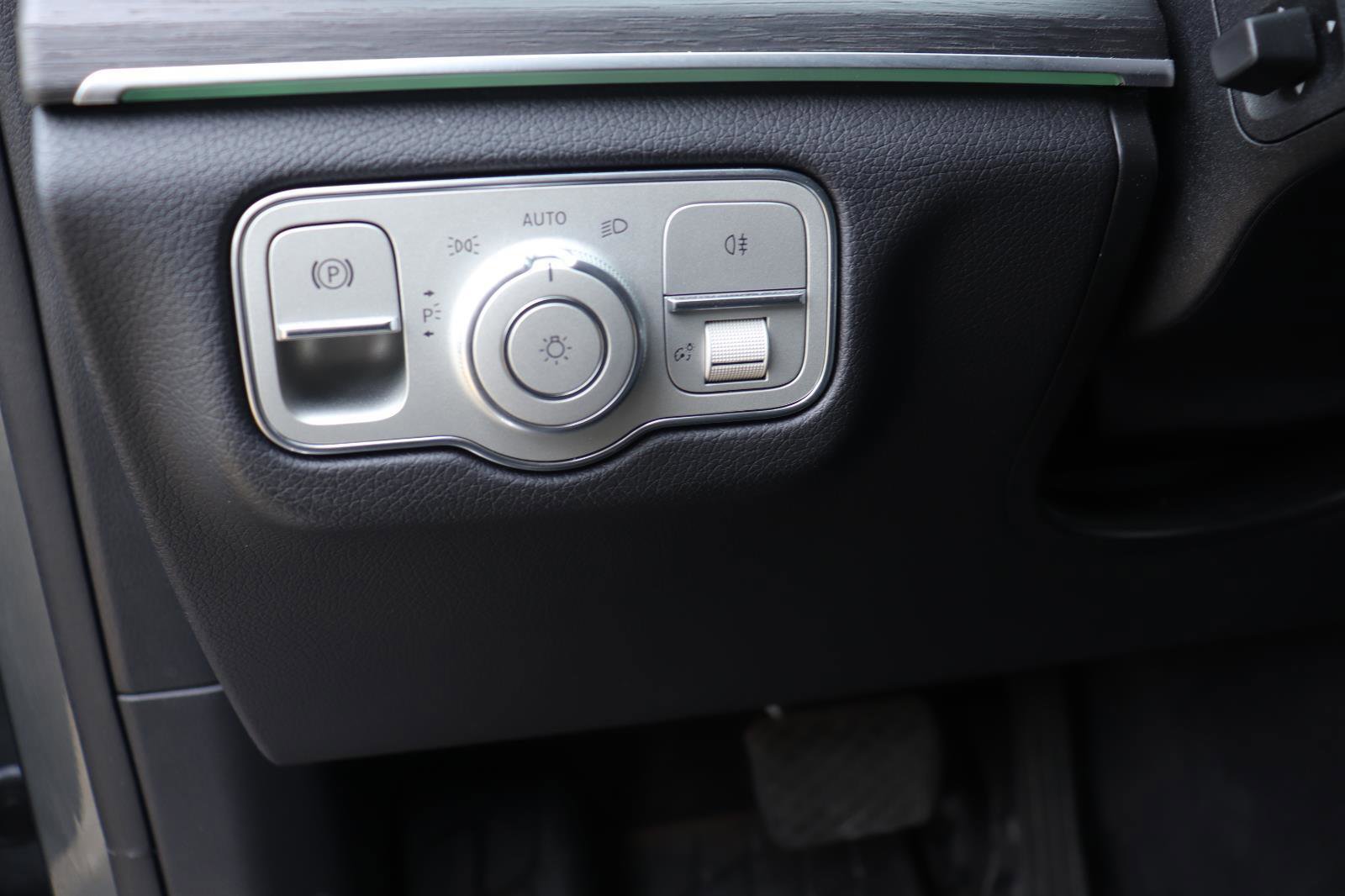 Used 2023 Mercedes-Benz GLE 350 4MATIC image 26