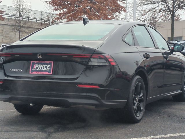 Used 2025 Honda Accord SE image 5