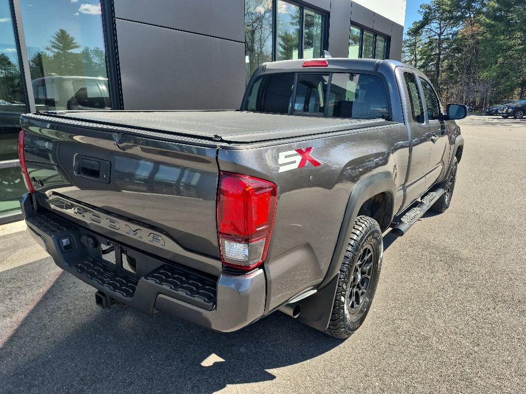 Used 2021 Toyota Tacoma SR w/ SX Package AWD/4WD image 4