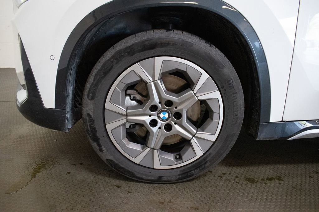 Certified 2026 BMW X1 xDrive28i w/ Convenience Package image 9