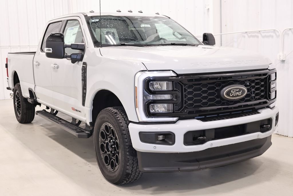 New 2025 Ford F250 Lariat w/ Lariat Ultimate Package image 3
