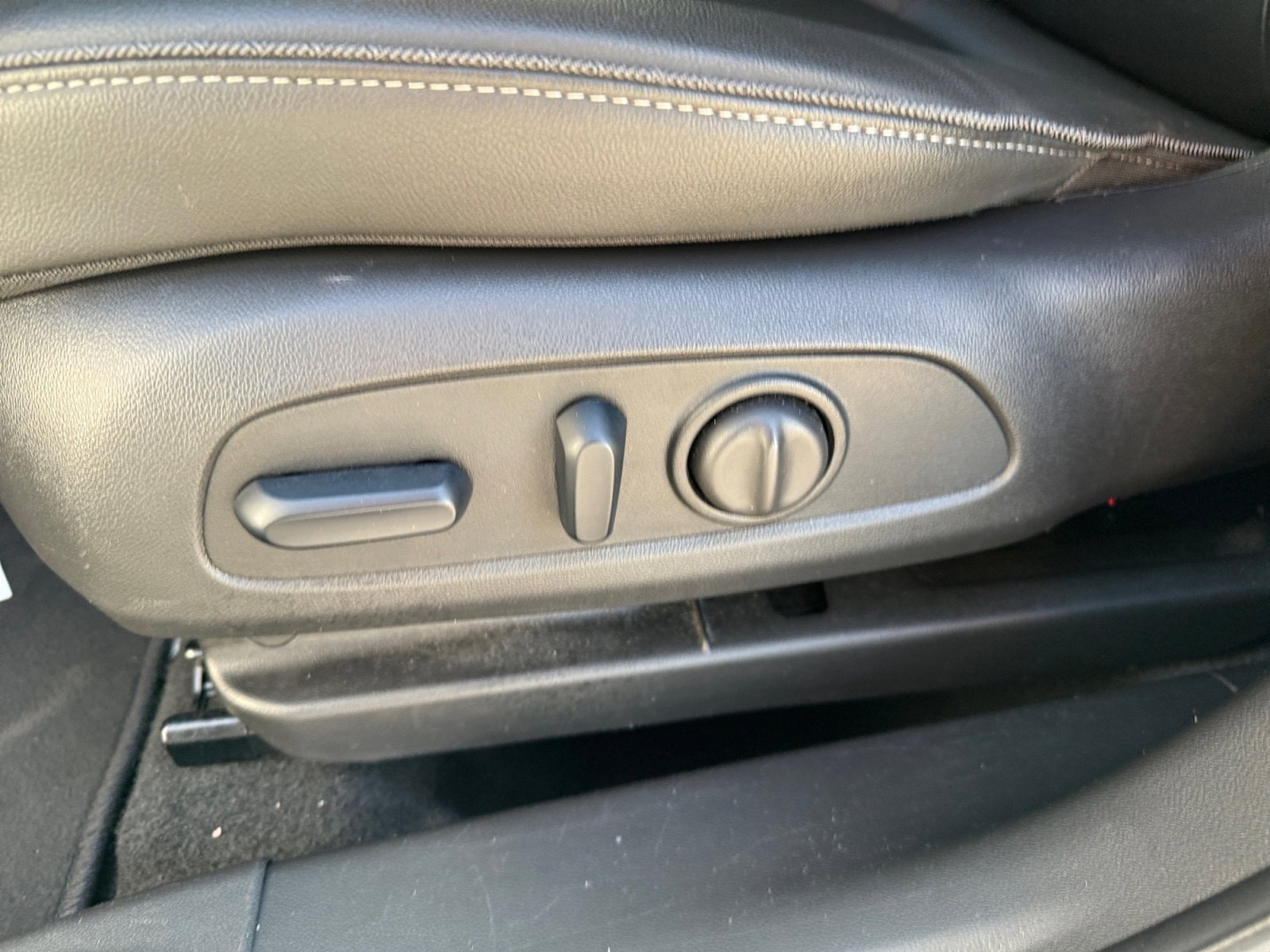 Used 2024 Buick Encore GX Sport Touring w/ Comfort Package image 27