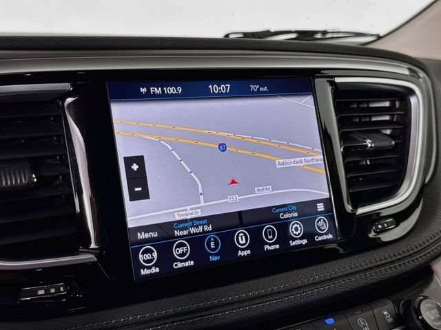 Used 2019 Chrysler Pacifica Limited w/ Advanced Safetytec Group FWD image 16