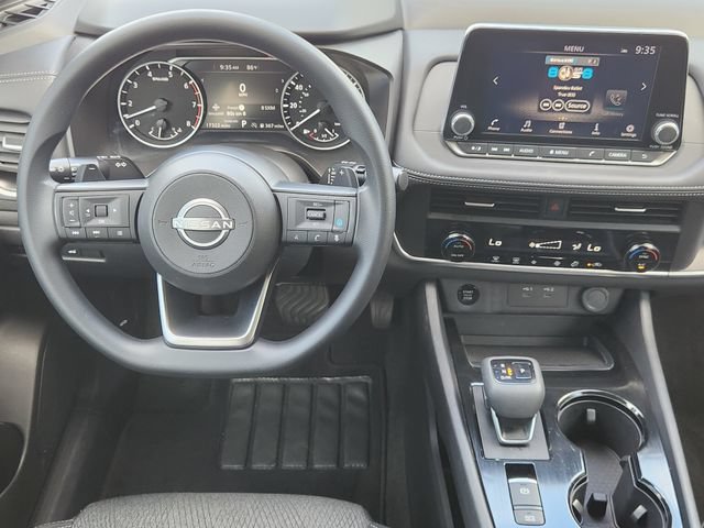 Used 2024 Nissan Rogue SV FWD image 25