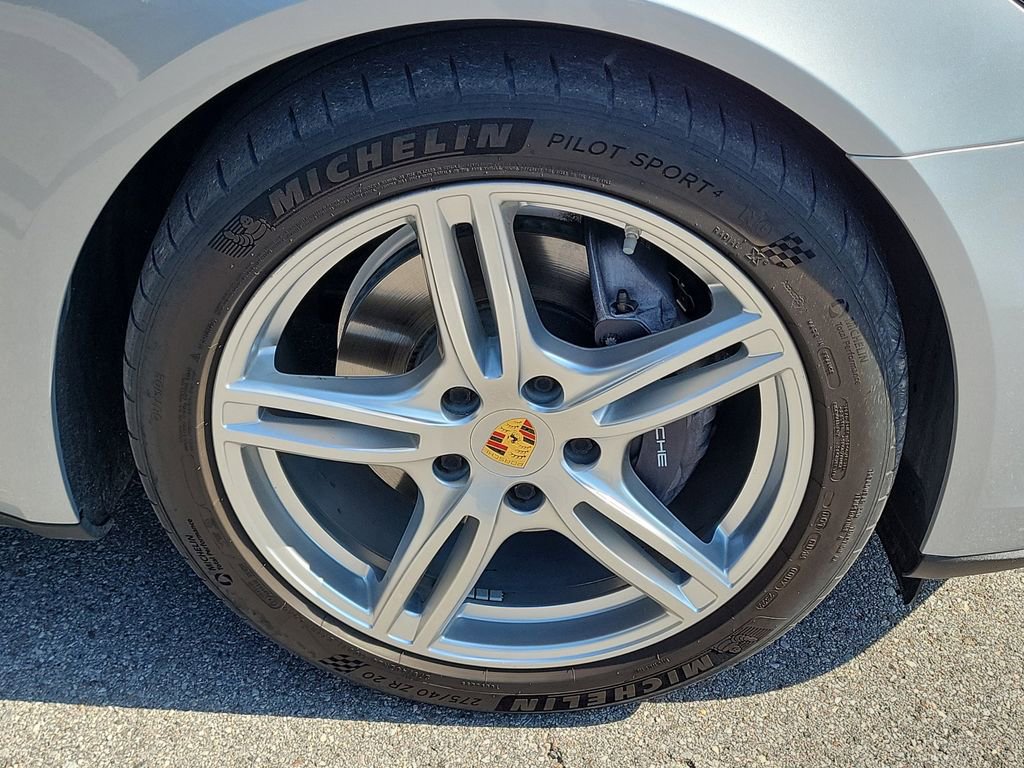 Certified 2018 Porsche Panamera RWD image 13