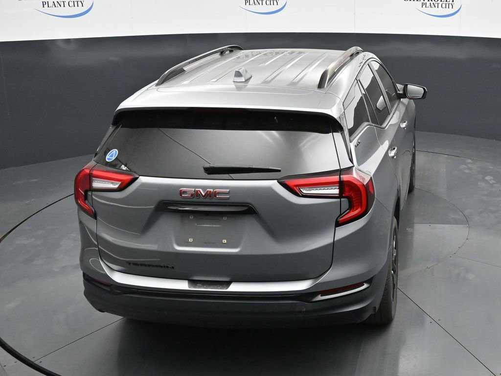 Used 2023 GMC Terrain SLE w/ Driver Convenience Package FWD image 23
