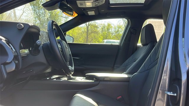Used 2024 Lexus UX 250h F Sport image 10
