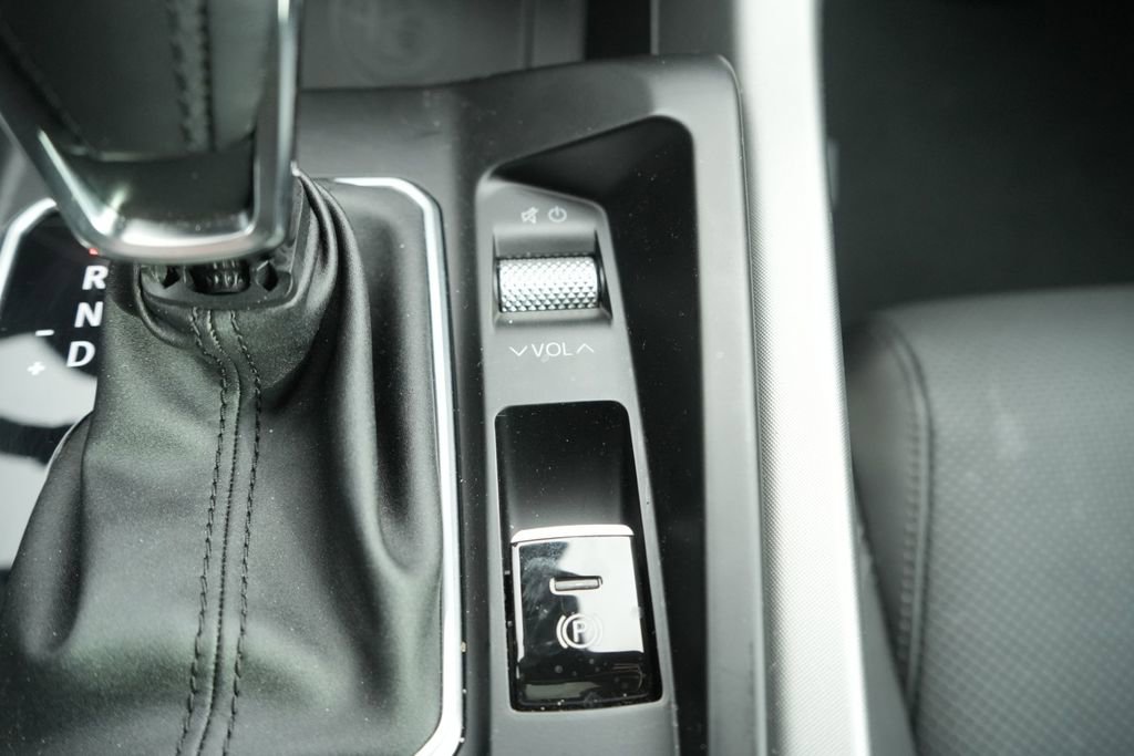 Used 2024 Alfa Romeo Tonale Ti w/ Active Assist Package image 35