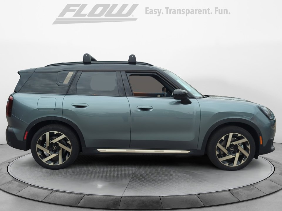 New 2025 MINI Cooper Countryman SE image 8