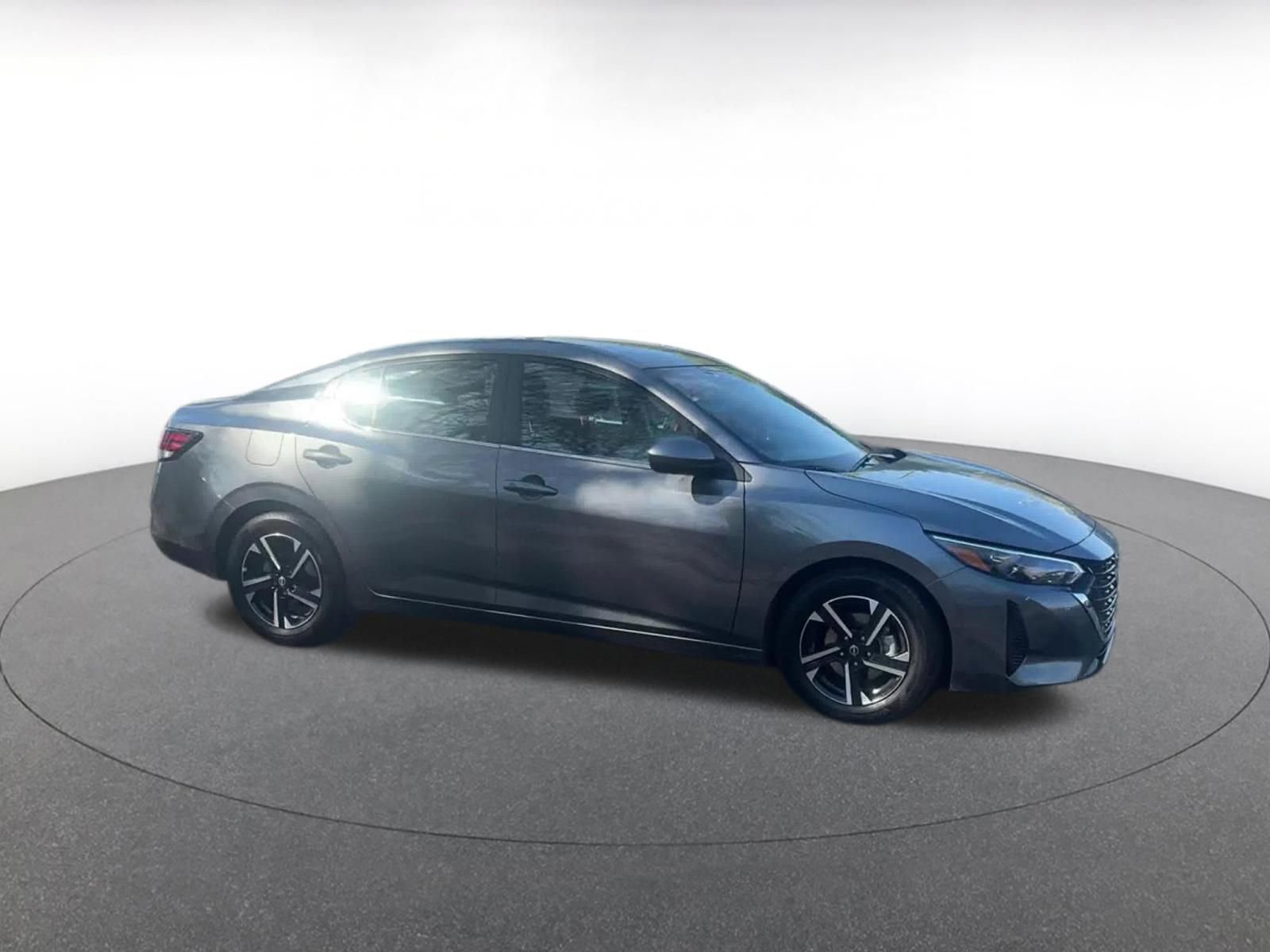 Used 2025 Nissan Sentra SV FWD video 2