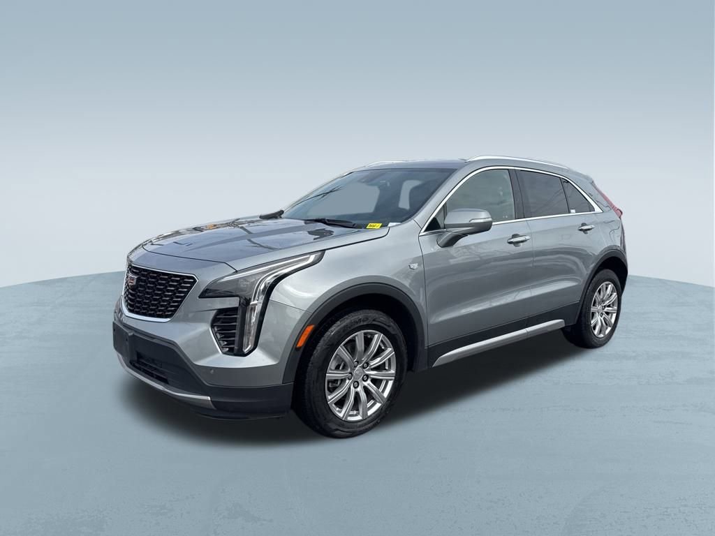 Used 2023 Cadillac XT4 Premium Luxury image 3