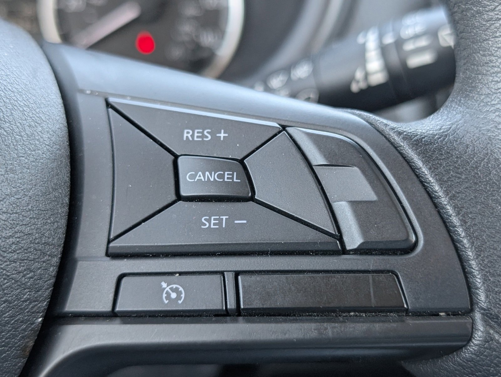 Used 2024 Nissan Kicks S image 16