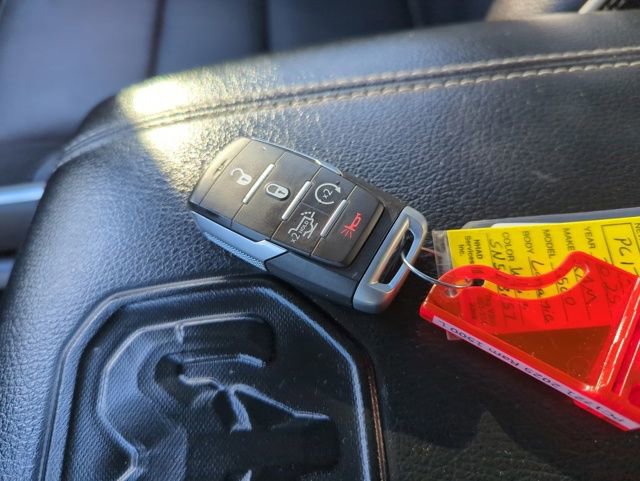 Used 2025 RAM 1500 Laramie image 33