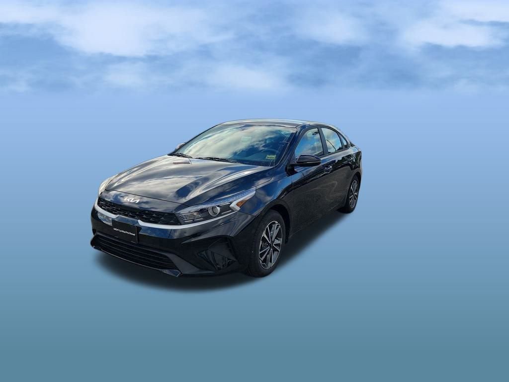 Certified 2023 Kia Forte LXS w/ LXS Technology Package image 3