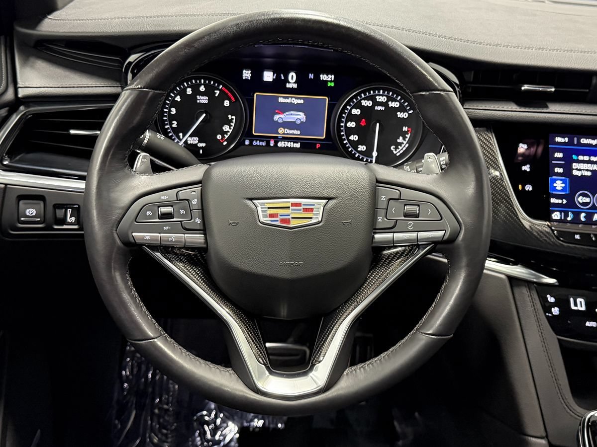 Used 2023 Cadillac XT6 Sport w/ Technology Package AWD/4WD image 18