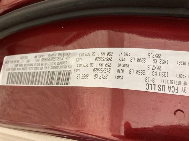 Used 2019 Chrysler Pacifica Limited w/ Tire & Wheel Group image 29