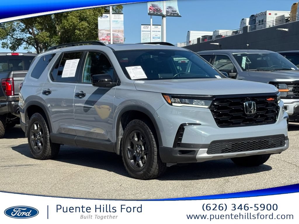 Used 2025 Honda Pilot TrailSport
