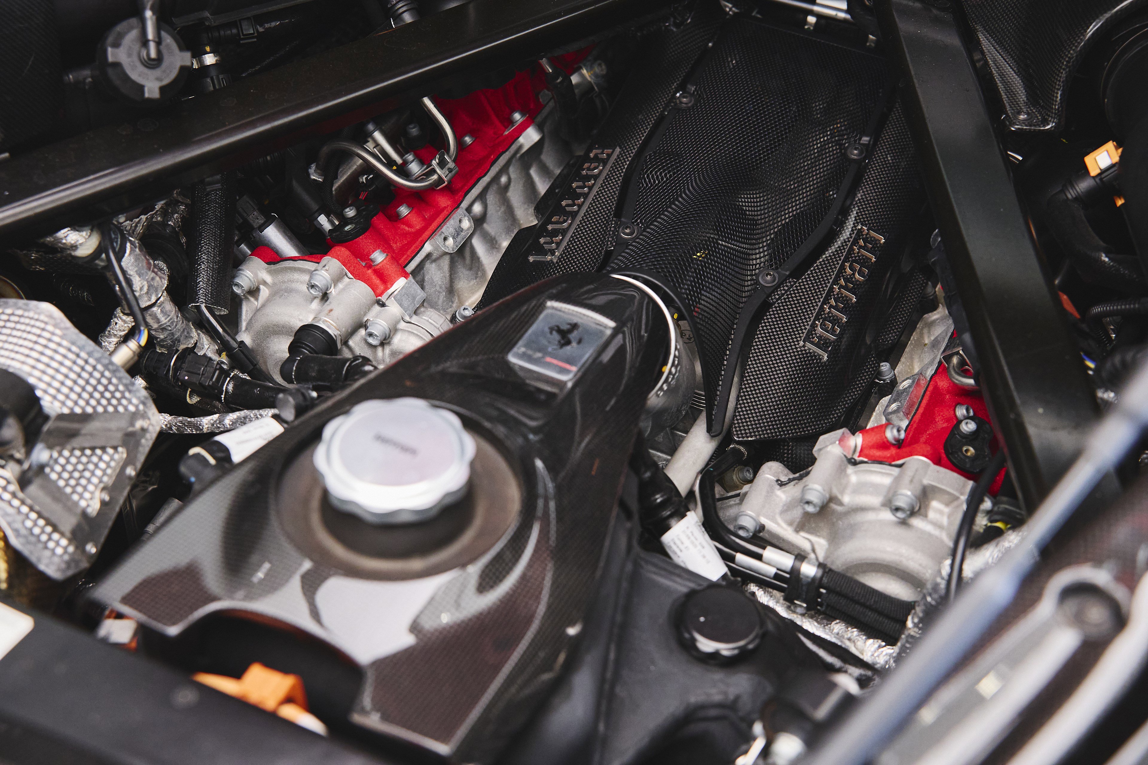 Used 2021 Ferrari SF90 Stradale image 16