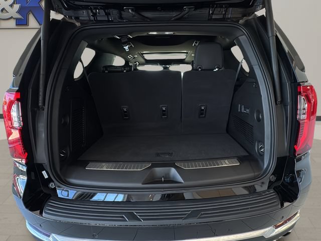 Used 2026 GMC Yukon Denali w/ Sun & Power Step Package AWD/4WD image 19