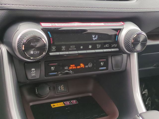 Certified 2025 Toyota RAV4 Limited w/ Advanced Technology Package image 24
