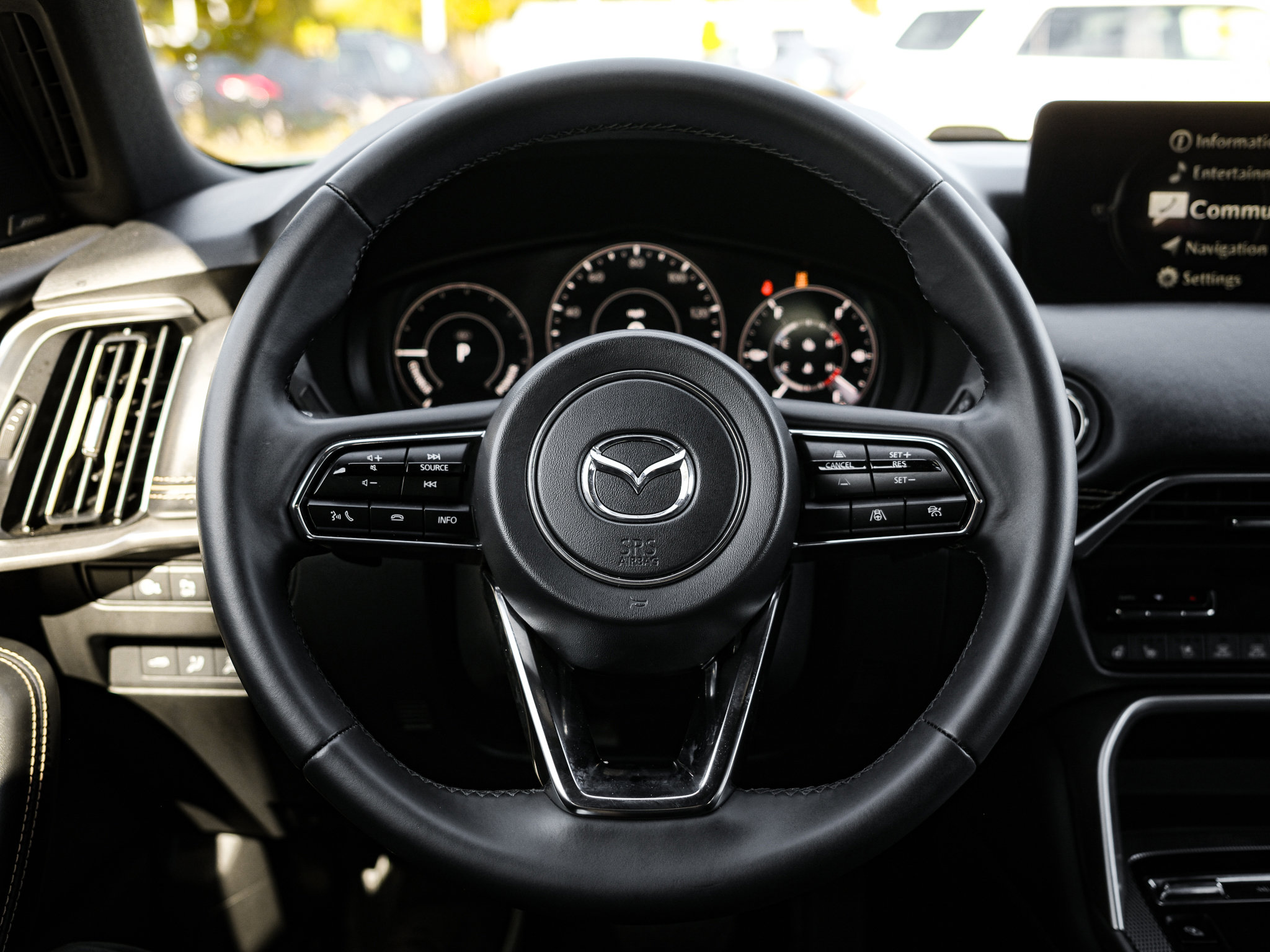 Used 2025 MAZDA CX-70 Plug-In Hybrid w/ Premium Plus image 17