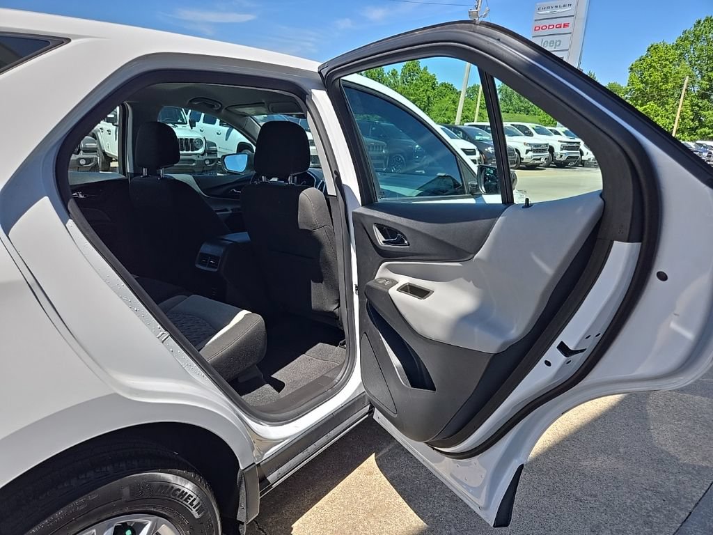 Used 2023 Chevrolet Equinox LS FWD image 65