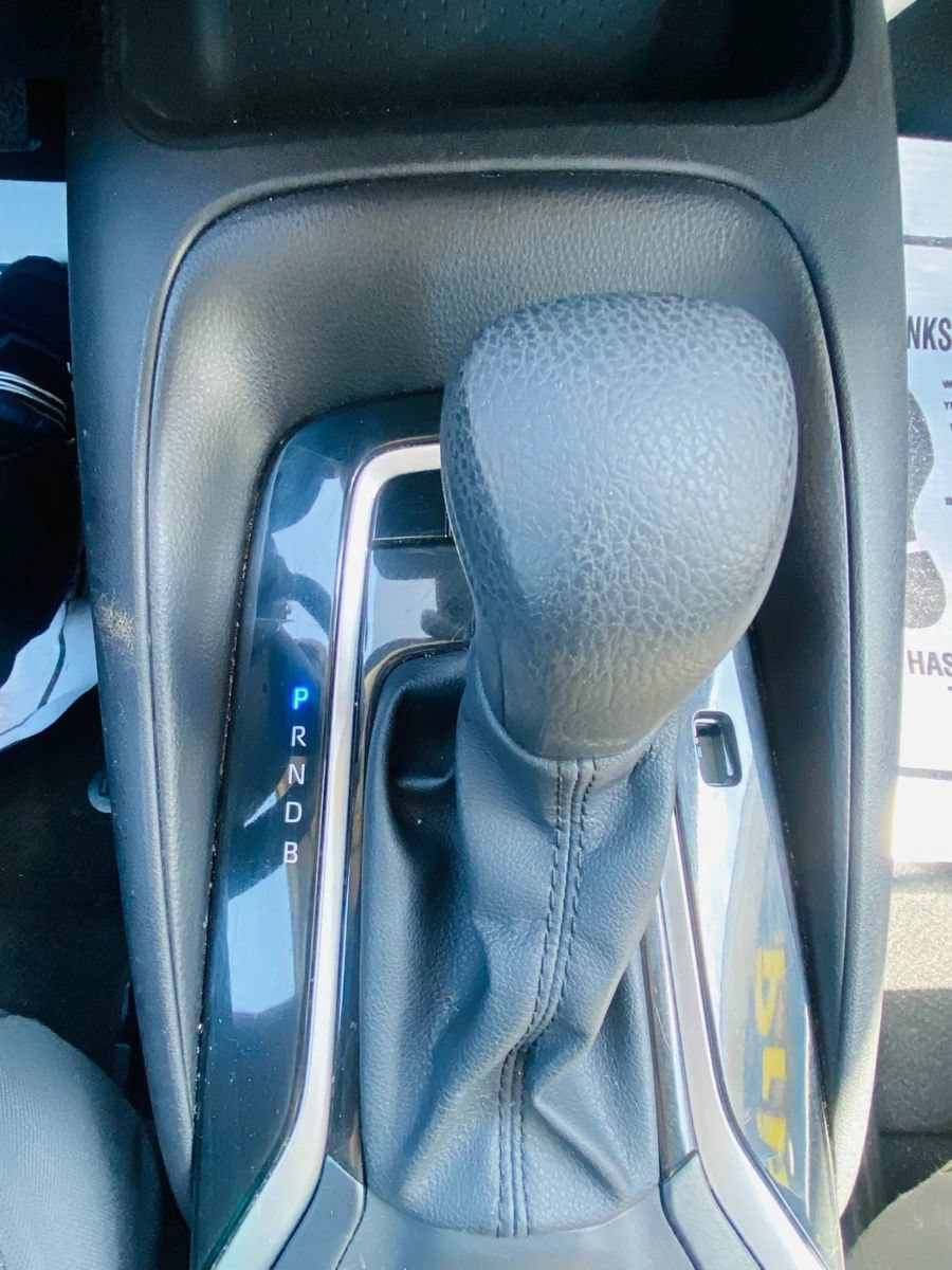 Used 2025 Toyota Corolla LE FWD image 16
