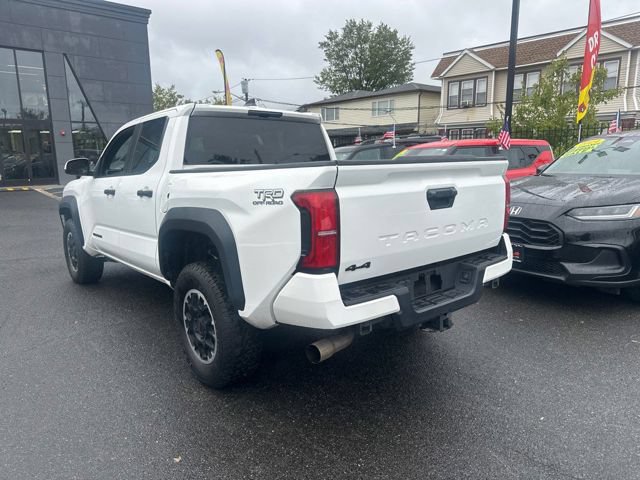 Used 2024 Toyota Tacoma TRD Off-Road AWD/4WD image 2