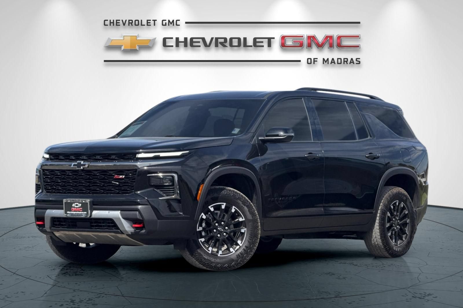 Used 2025 Chevrolet Traverse Z71 AWD/4WD image 7