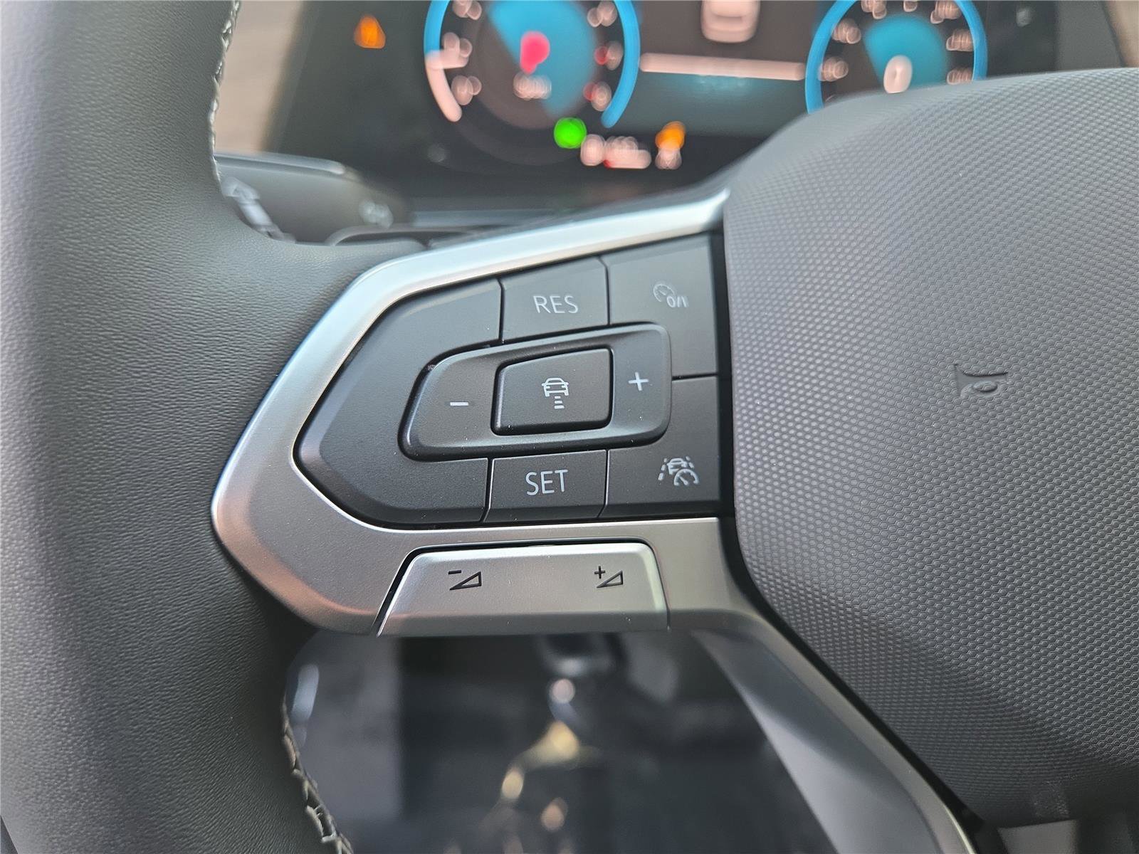 New 2026 Volkswagen Atlas SE image 18