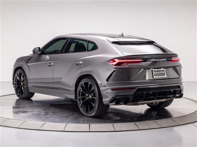 Used 2021 Lamborghini Urus image 3