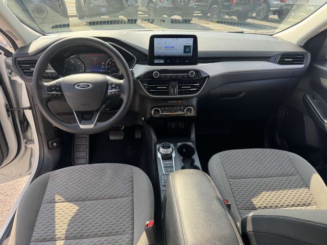 Used 2022 Ford Escape SE image 5