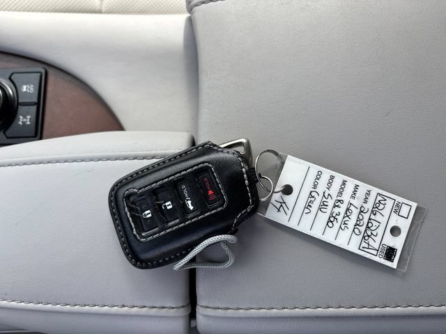 Used 2020 Lexus RX 350L Premium w/ Premium Package AWD/4WD image 17