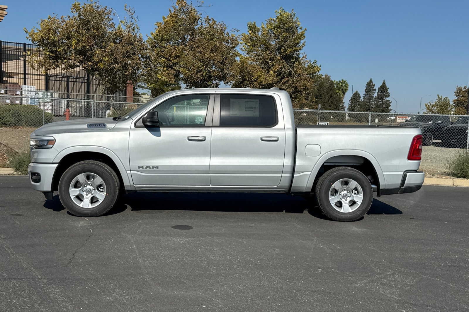 New 2027 RAM 1500 4x4 Crew Cab image 6