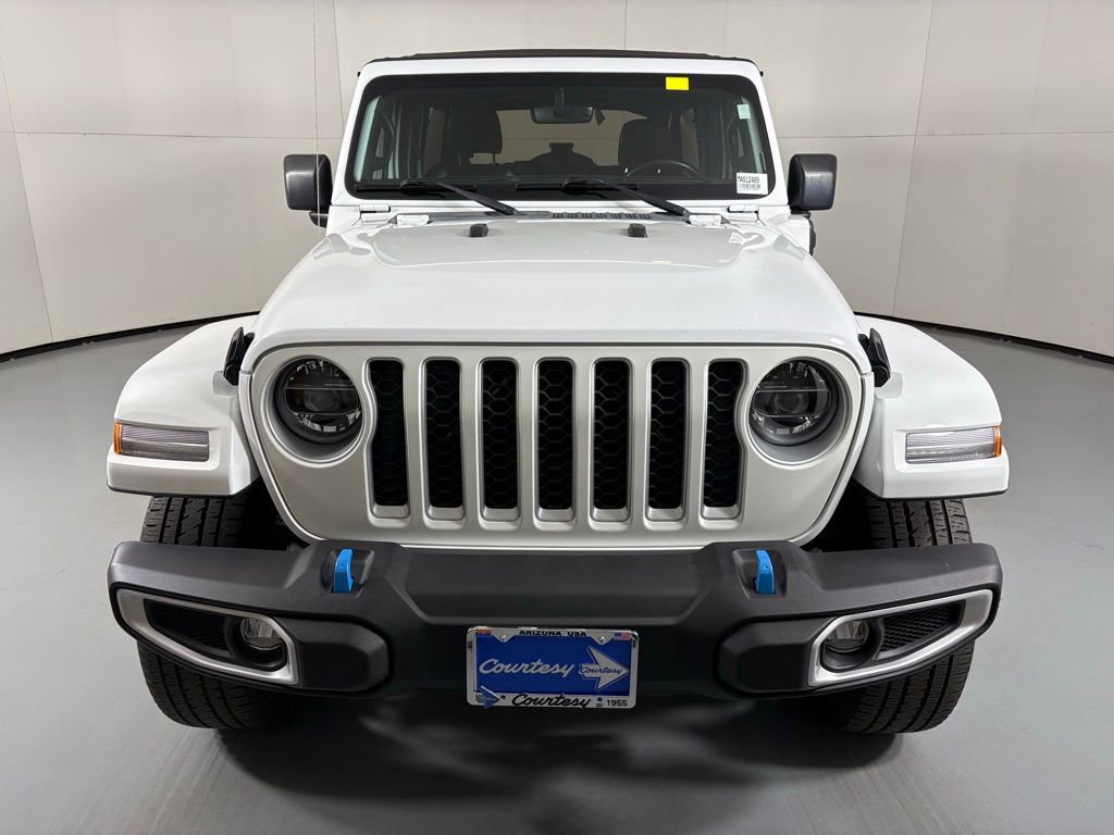 Used 2022 Jeep Wrangler Unlimited Sahara image 3