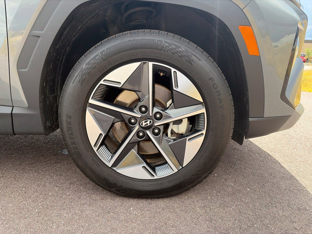 Certified 2025 Hyundai Tucson SEL AWD/4WD image 32