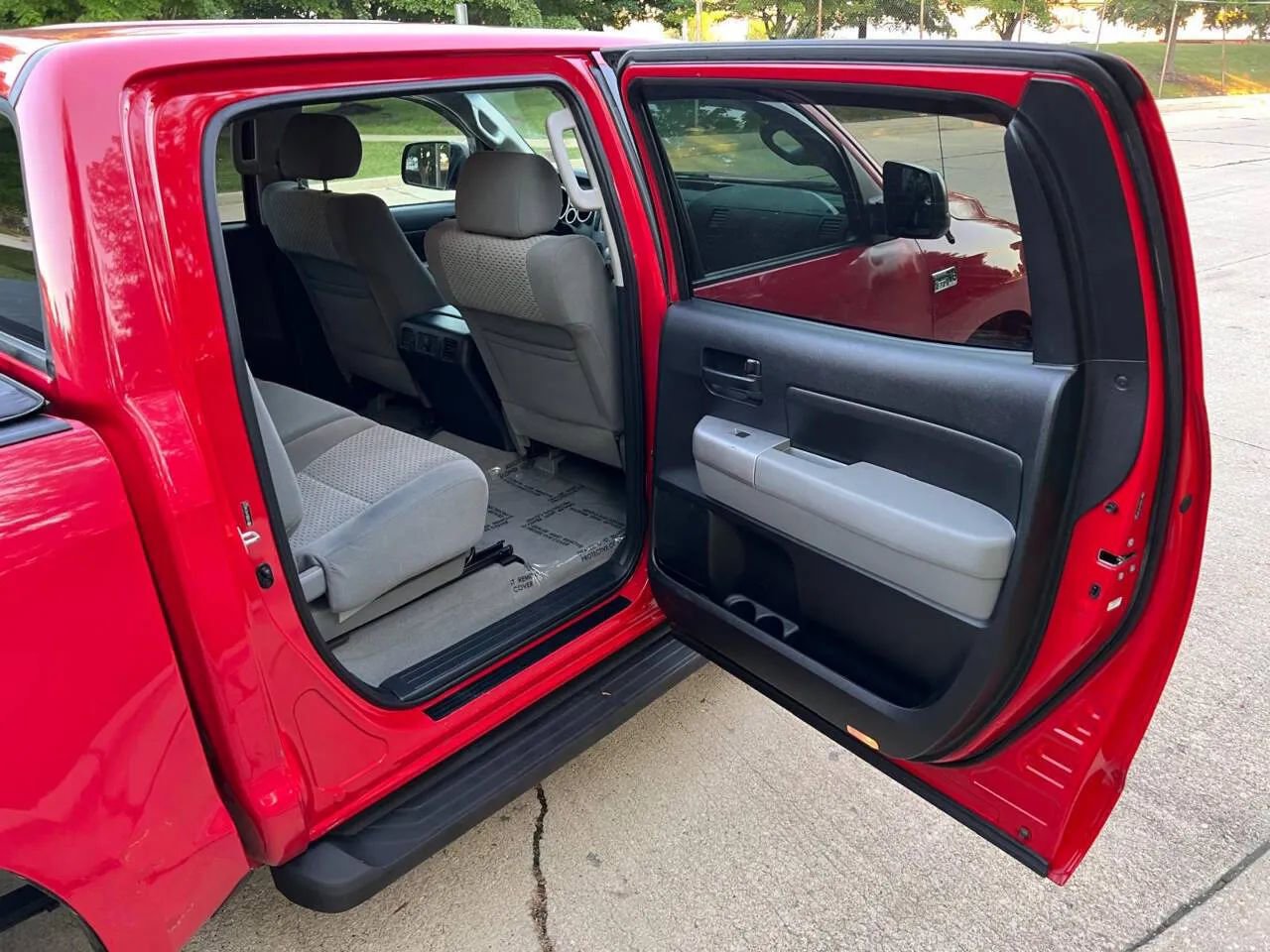 Used 2007 Toyota Tundra SR5 w/ TRD Off-Road Pkg image 29