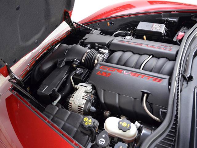 Used 2013 Chevrolet Corvette Convertible image 24