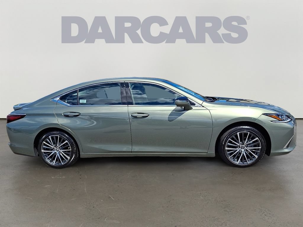 Used 2025 Lexus ES 350 w/ Premium Package FWD image 7