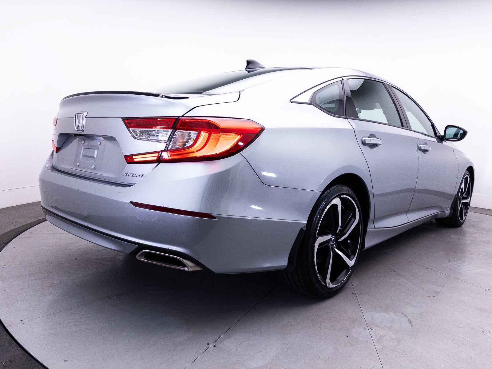 Used 2022 Honda Accord Sport image 15