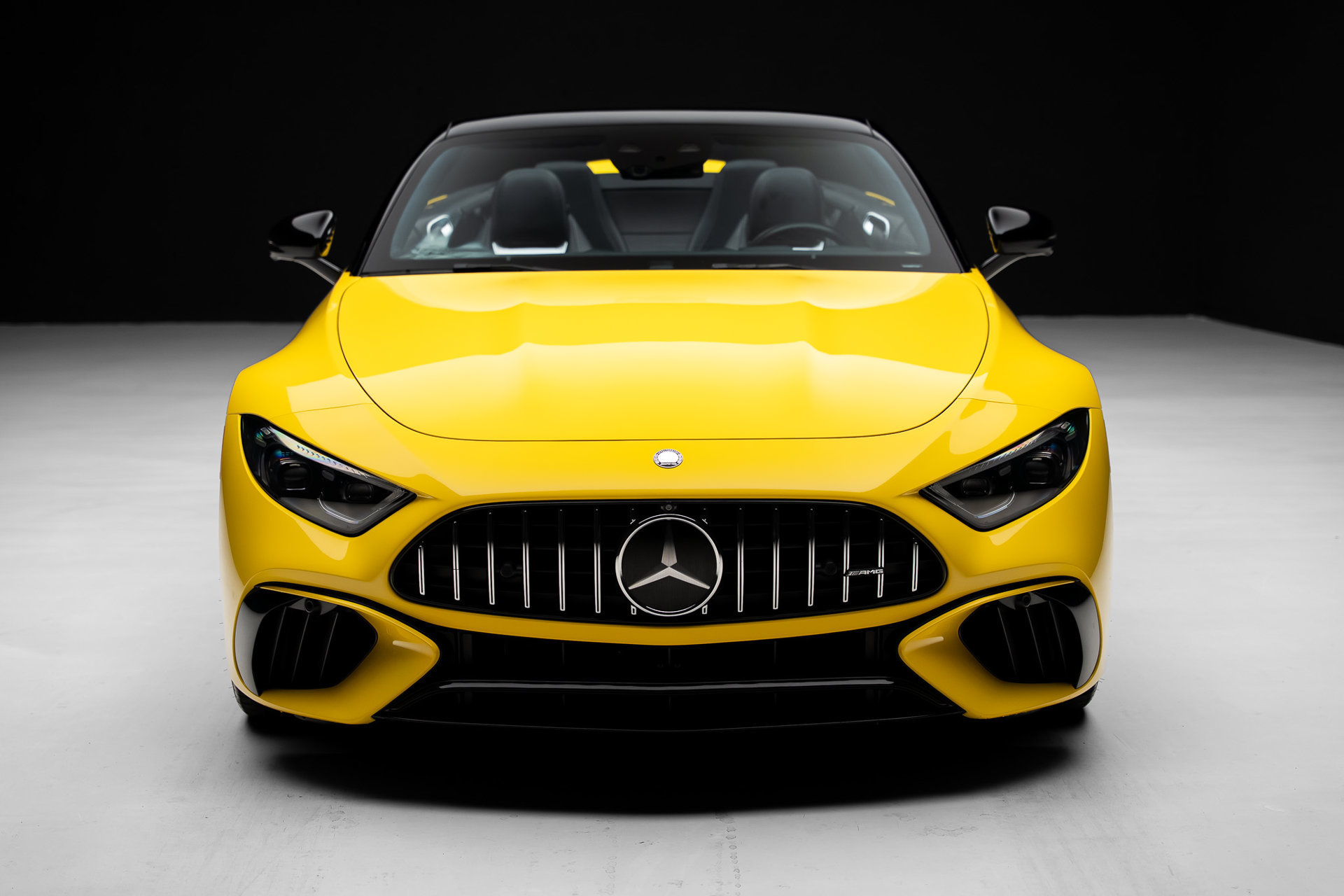 Used 2023 Mercedes-Benz SL 63 AMG 4MATIC image 9