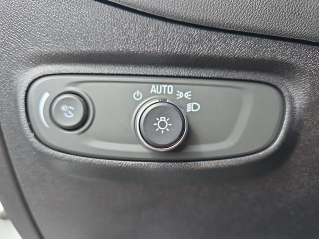 Used 2019 Chevrolet Equinox LT FWD image 26