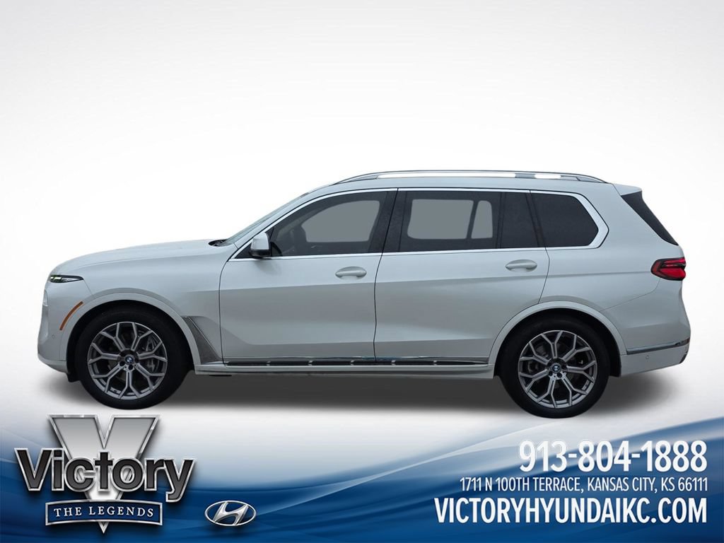 Used 2023 BMW X7 xDrive40i AWD/4WD image 2