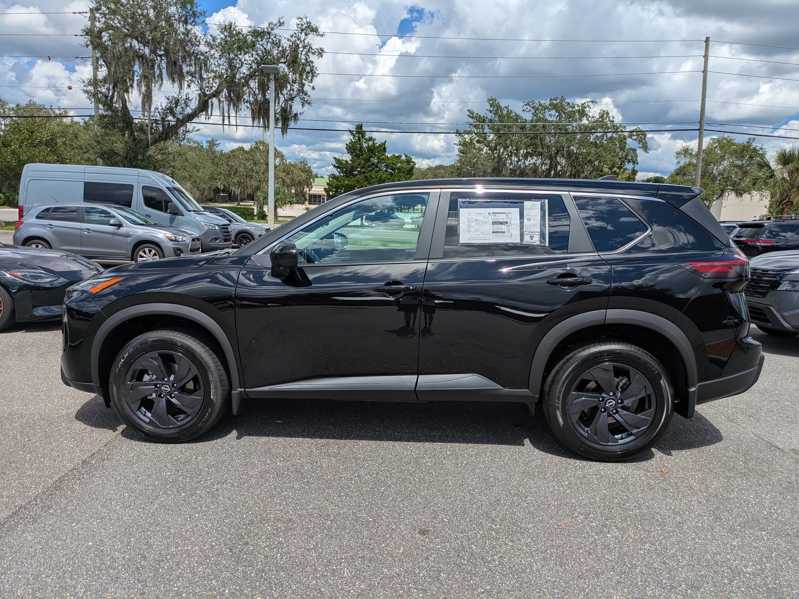 New 2026 Nissan Rogue SV FWD image 7