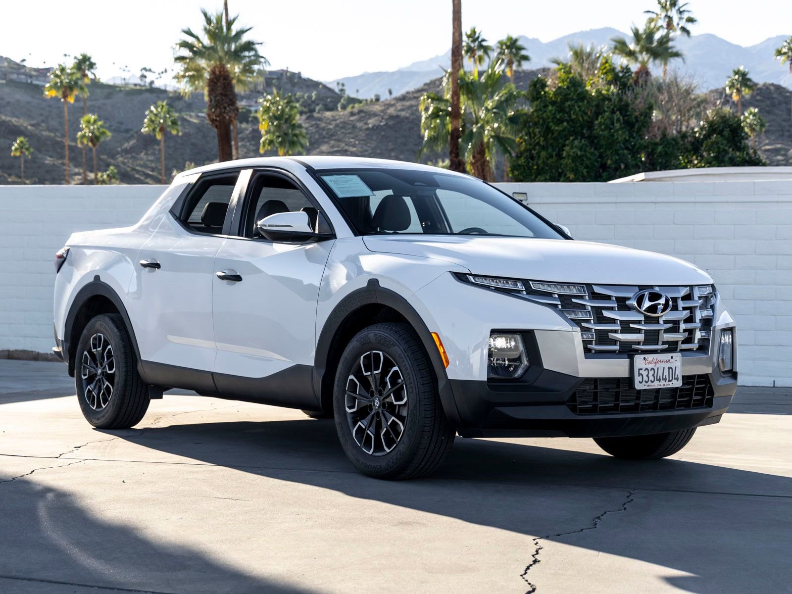 Used 2024 Hyundai Santa Cruz SEL image 2