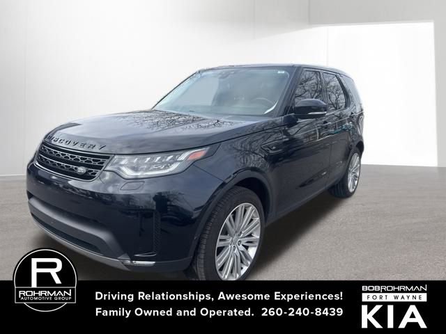 Used 2017 Land Rover Discovery First Edition image 1