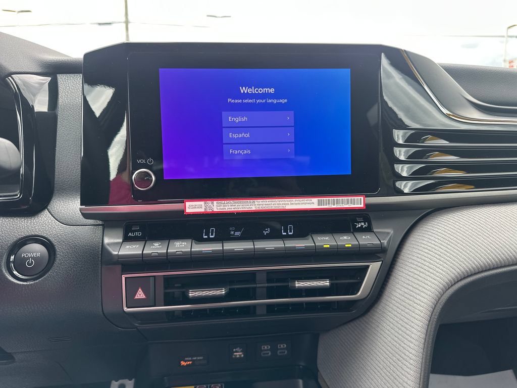 Used 2026 Toyota Camry SE FWD image 23