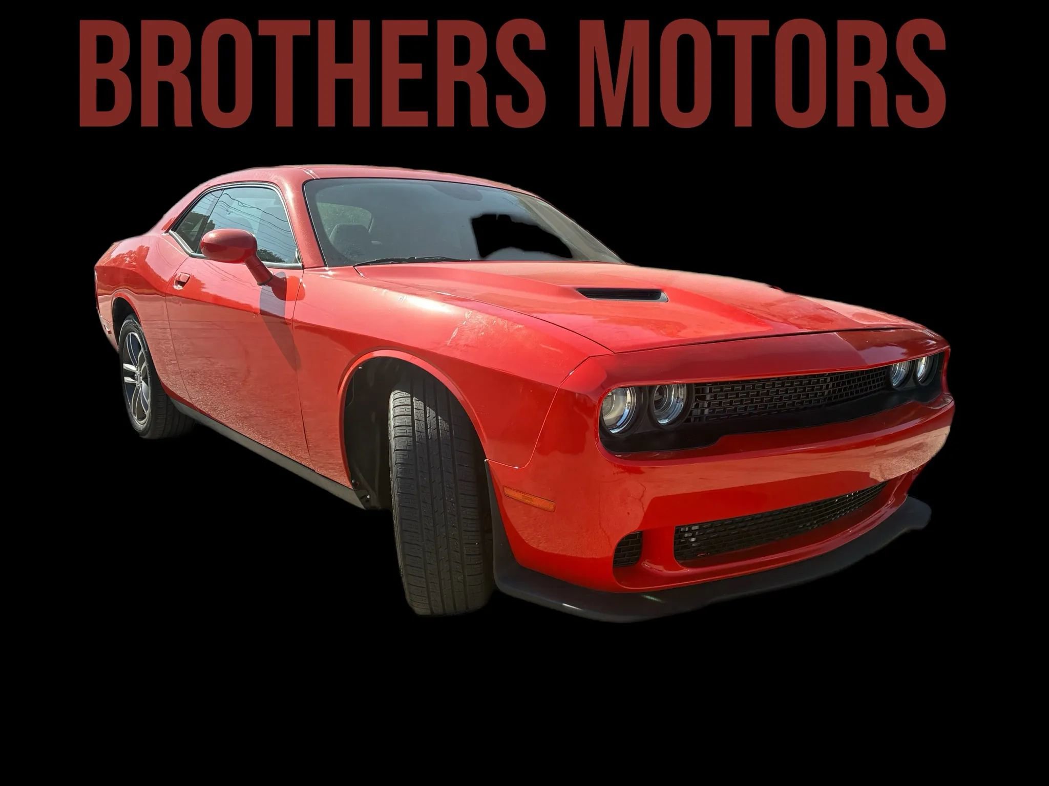Used 2019 Dodge Challenger SXT image 4